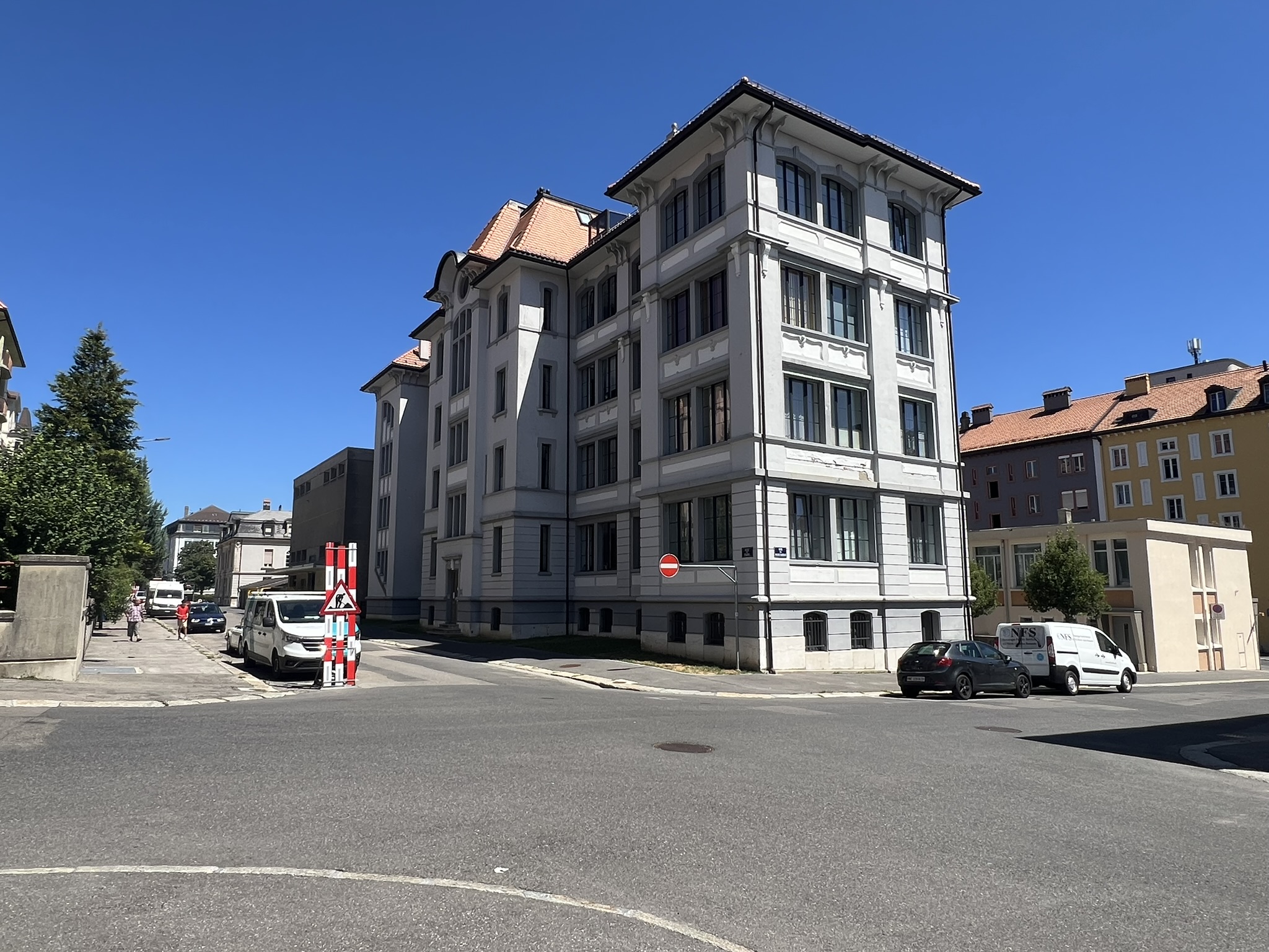 Duplex 3.5 pièces à La Chaux-de-Fonds, appartement de 80 m² sur deux niveaux